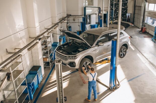 7 Things People Should Know Before Getting Their Car Serviced